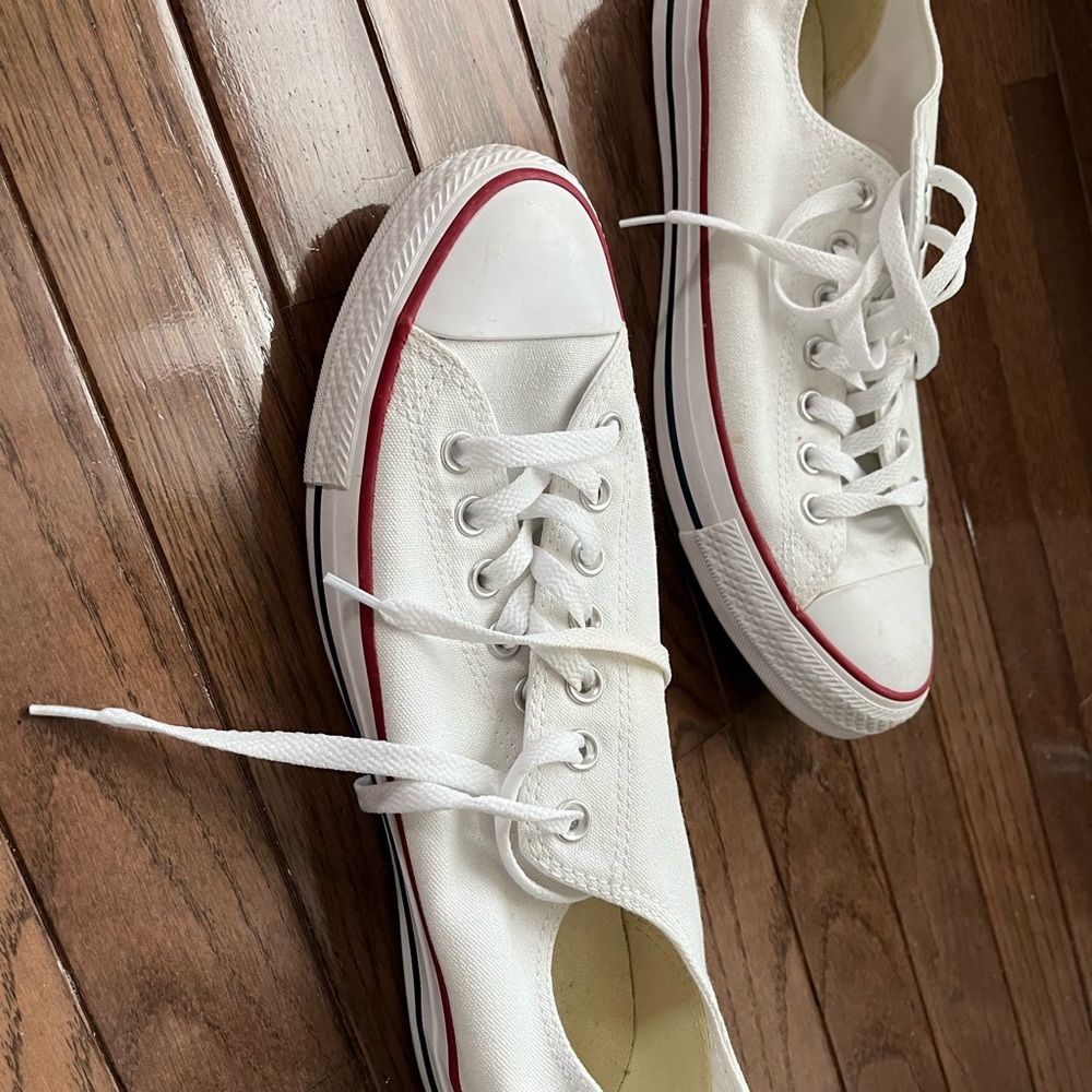 Converse Low Cut White Sneakers with Red Accents Like New!